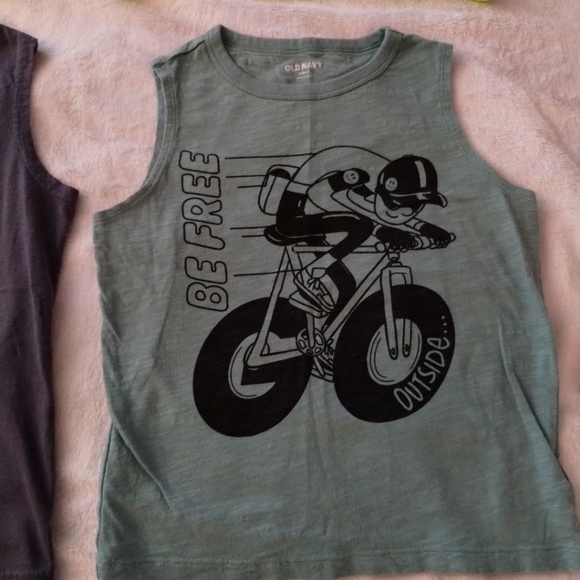 Old Navy boys tank tops Lot size 6-7 - Picture 5 of 9